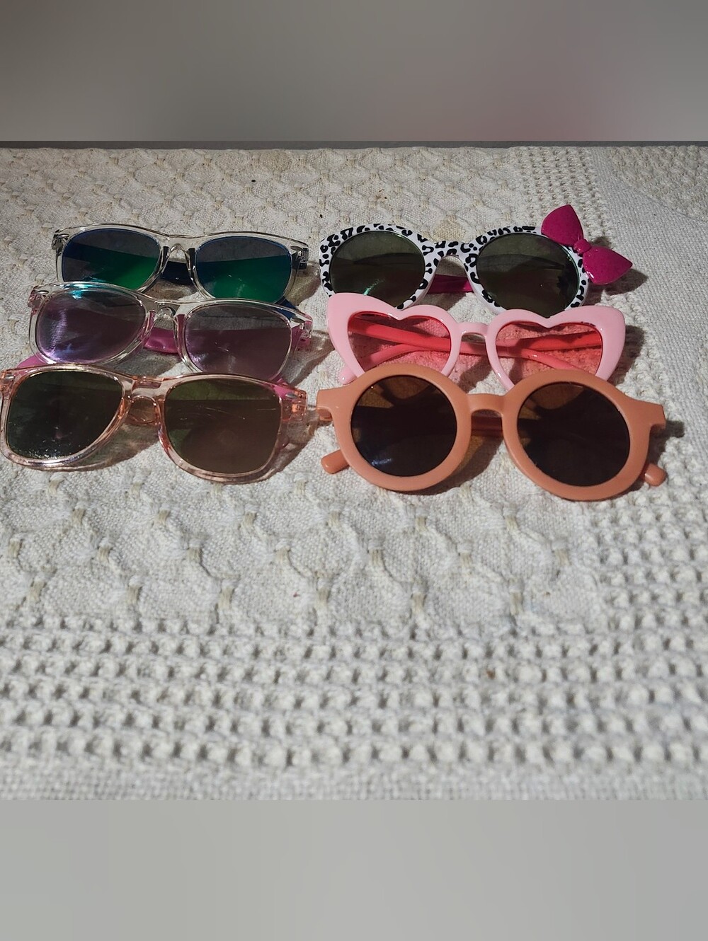 Kids Assorted Pink and Clear Sunglasses Pack - Fashionable Shades for Play